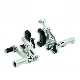 PE100 PEDANE REGOLABILI MONOPOSTO CNC RACING DUCATI MONSTER 1100 2009-10