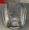 Borsa pocket tanklock da serbatoio capienza 5 litri  ( da abbinare alla flangia dedicata al modello di moto ) - usato