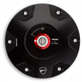 Tappo serbatoio Alluminio nero ricavato dal pieno per Ducati Hypermotard 950 E V2, Multistrada Dvt 1200, 950, 1260 Enduro 1200 1260 e Multistrada V4 V4Rs V4 2025 Rally e V2 2025 - da ordinare